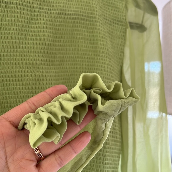 SOLD!Aritzia Wilfred tempest blouse - Picture 8 of 8